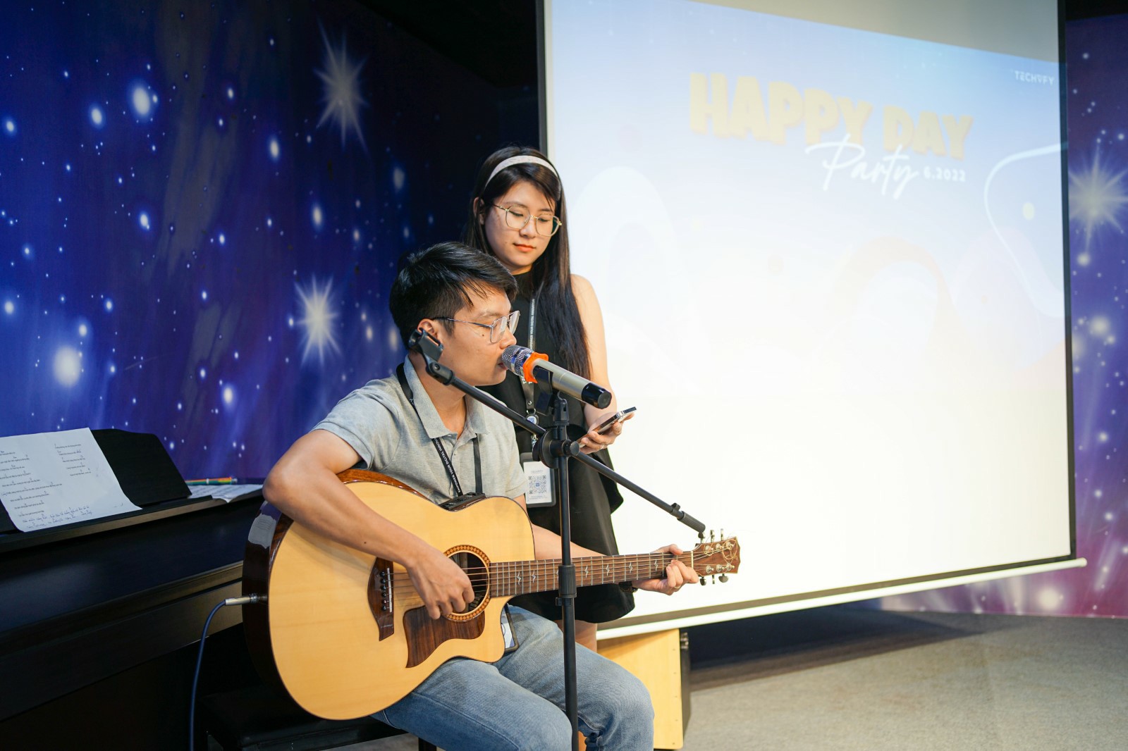 guitar 2206 TECHVIFY Careers