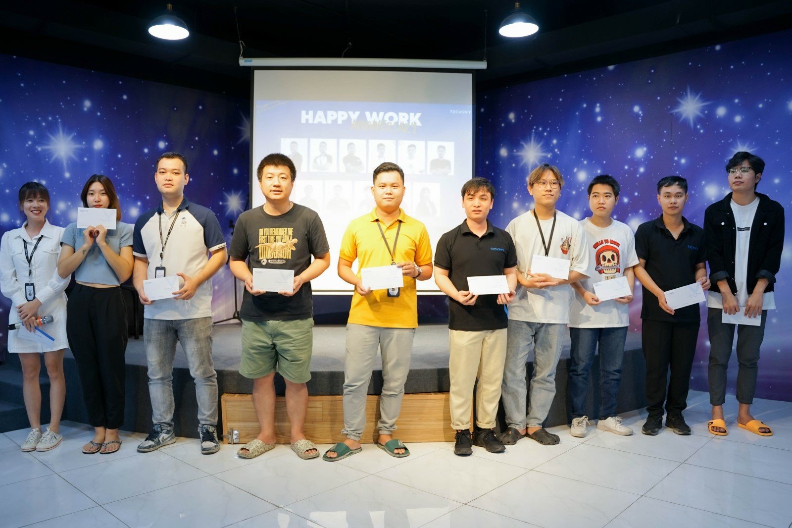 happy day 2209 05 TECHVIFY Careers